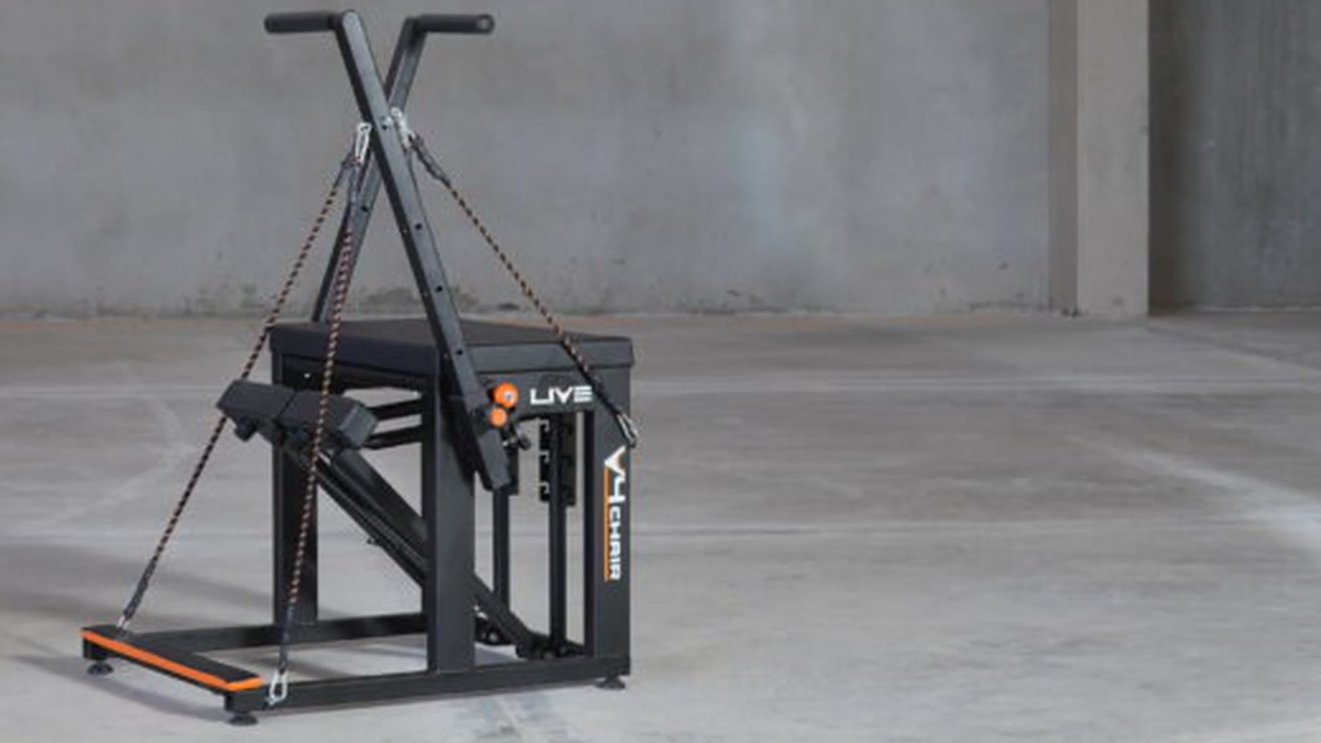 V4 Chair